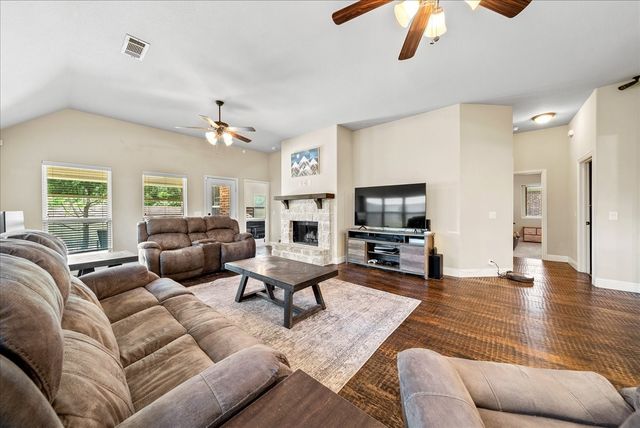 5009 Spruce Street, Krum, TX 76249