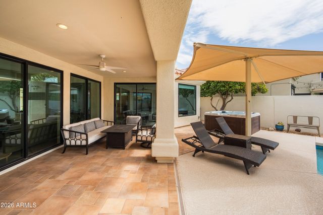 7427 E BERYL Avenue, Scottsdale, AZ 85258