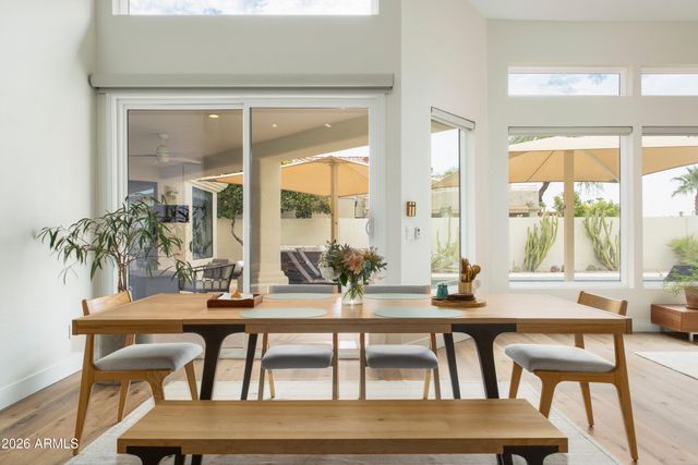 7427 E BERYL Avenue, Scottsdale, AZ 85258