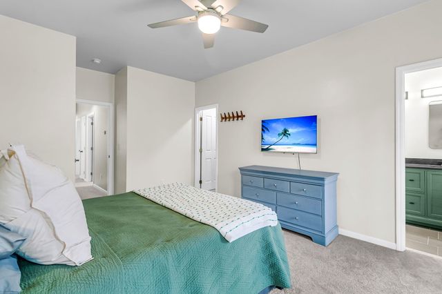 100 Hyacinth Street, Summerville, SC 29483