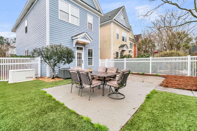 100 Hyacinth Street, Summerville, SC 29483