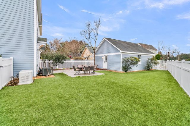 100 Hyacinth Street, Summerville, SC 29483