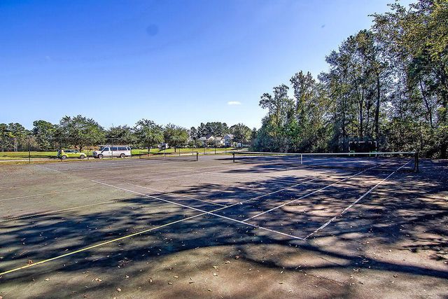 100 Hyacinth Street, Summerville, SC 29483