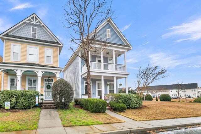 100 Hyacinth Street, Summerville, SC 29483