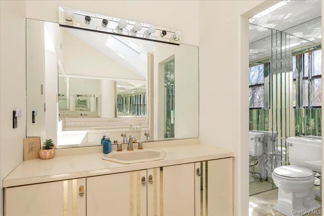 219 Carnation Drive, Farmingdale, NY 11735