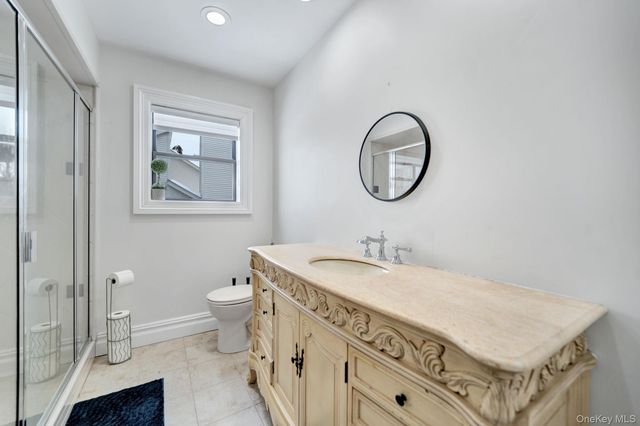 219 Carnation Drive, Farmingdale, NY 11735