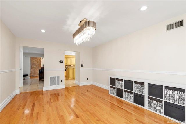 219 Carnation Drive, Farmingdale, NY 11735