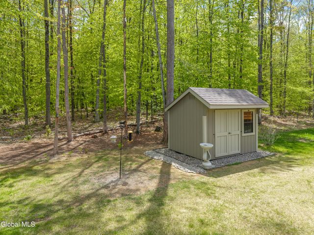 17 Appleton Street, Ballston, NY 12019