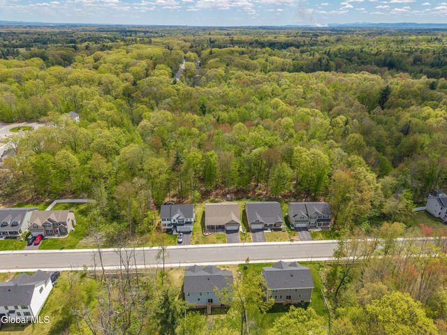 17 Appleton Street, Ballston, NY 12019