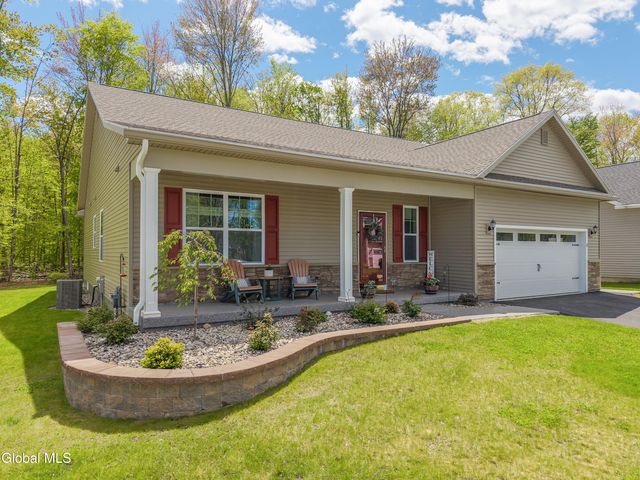 17 Appleton Street, Ballston, NY 12019