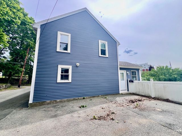 15 1st 15, Woburn, MA 01801