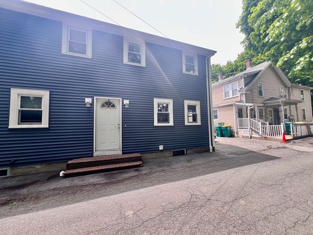 15 1st 15, Woburn, MA 01801