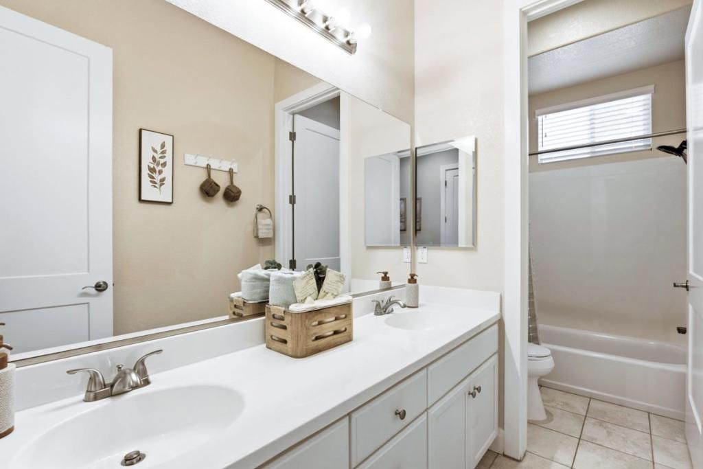 Image 44 of property listing at 1436 FREESTONE Road, Manteca, CA 95337