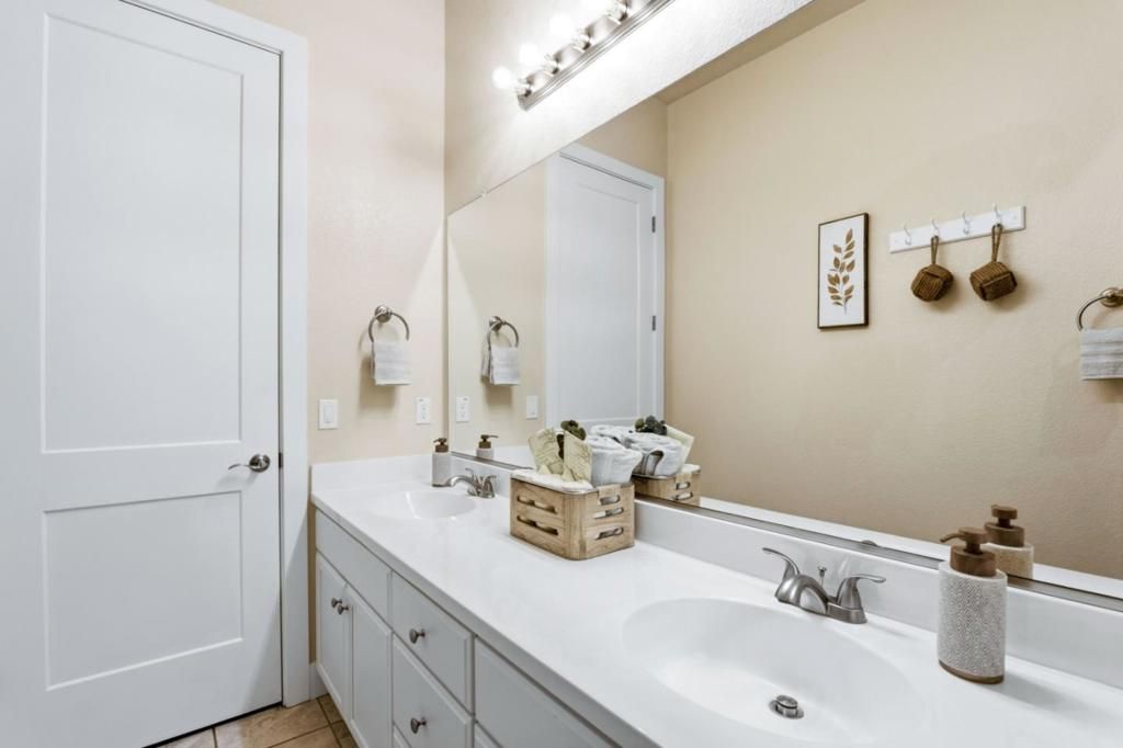 Image 45 of property listing at 1436 FREESTONE Road, Manteca, CA 95337