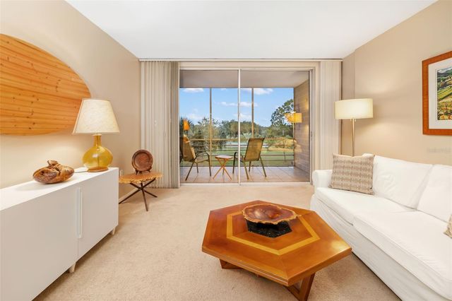 7461 W COUNTRY CLUB DRIVE 404, Sarasota, FL 34243