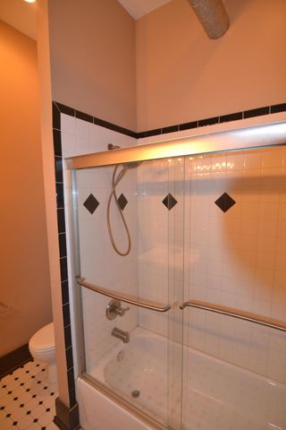 214 S Campbell Avenue, Springfield, MO 65806