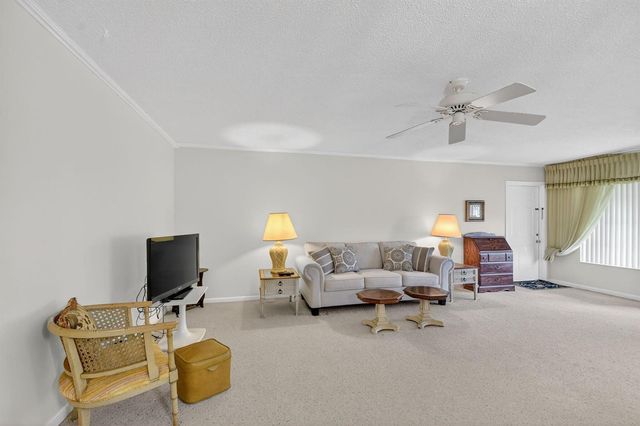 615 High Point Drive C, Delray Beach, FL 33445
