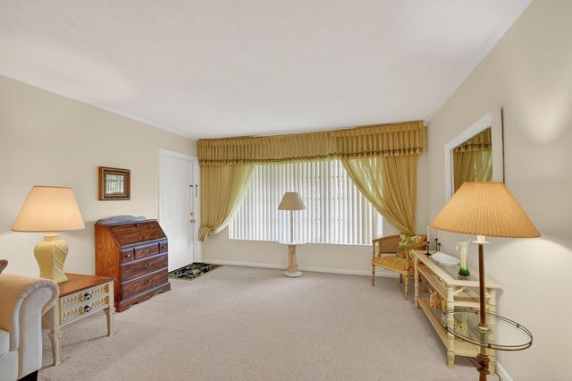 615 High Point Drive C, Delray Beach, FL 33445