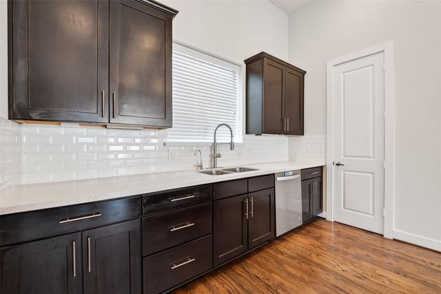 3413 Kensington Yellow Place, Houston, TX 77008