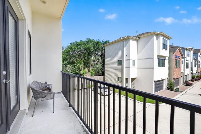 3413 Kensington Yellow Place, Houston, TX 77008