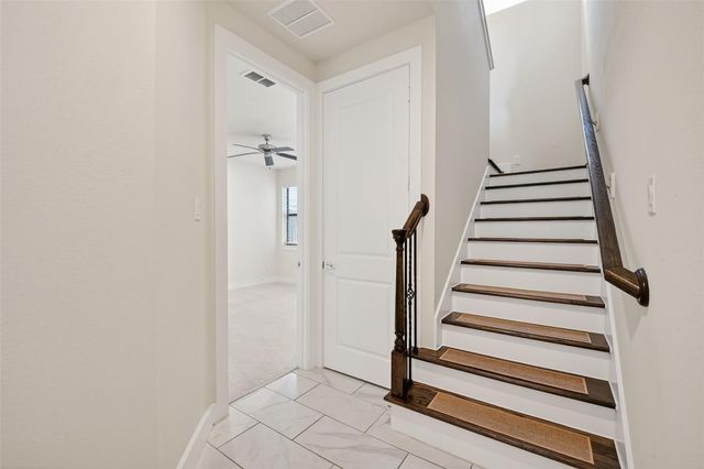 3413 Kensington Yellow Place, Houston, TX 77008