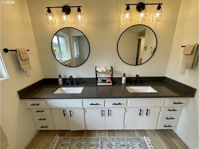 1520 W 28TH Pl, Eugene, OR 97405