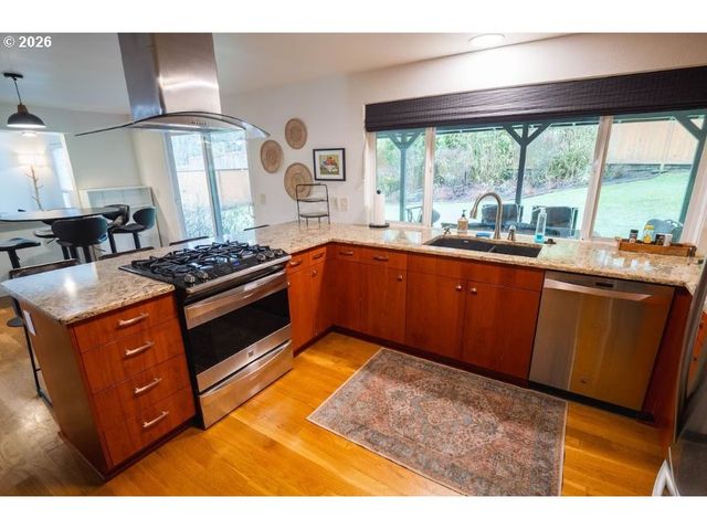 1520 W 28TH Pl, Eugene, OR 97405