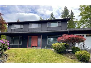1520 W 28TH Pl, Eugene, OR 97405