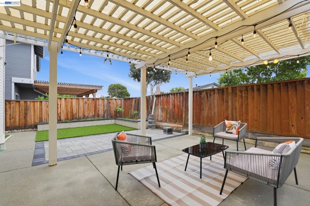 17515 Montoya Cir, Morgan Hill, CA 95037