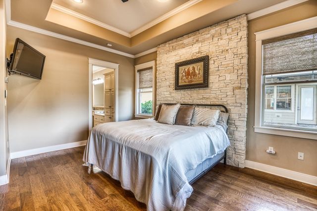 6892 Palm Road, Sealy, TX 77474