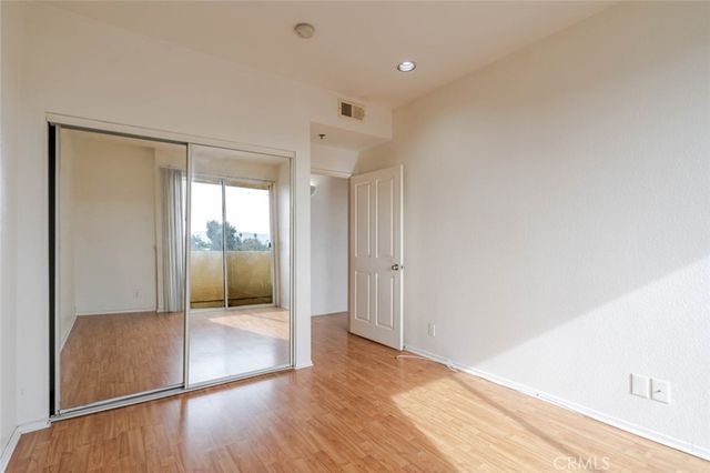 19350 Sherman Way 210, Reseda, CA 91335