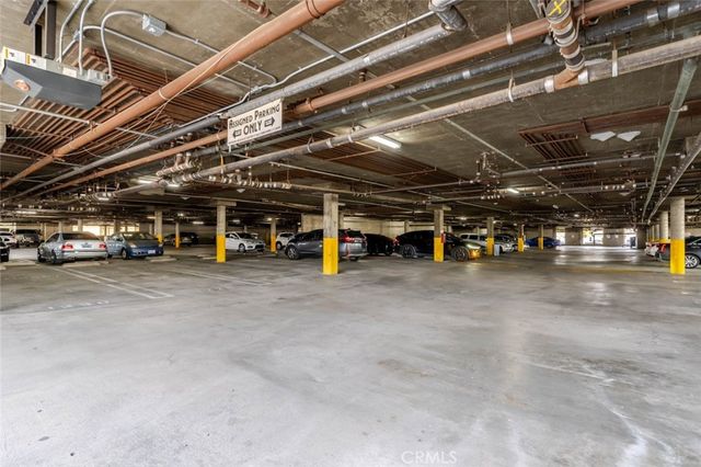 19350 Sherman Way 210, Reseda, CA 91335