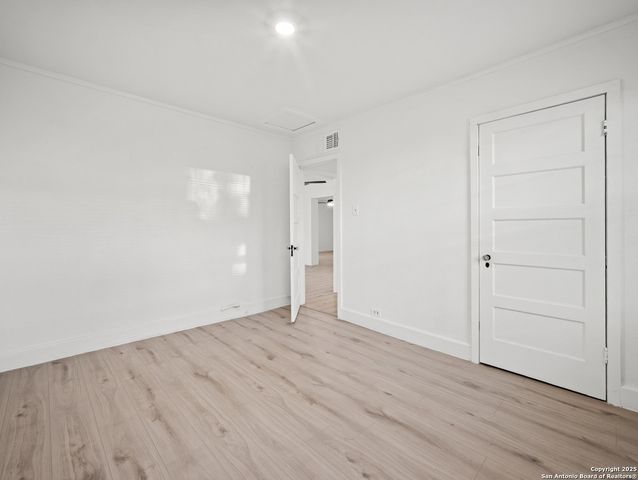 707 Chicago, San Antonio, TX 78210