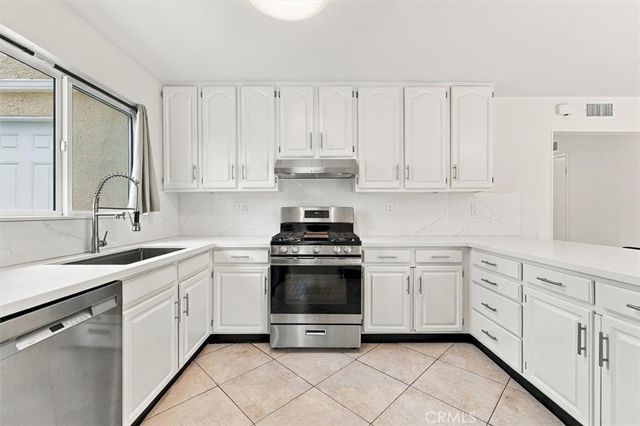 6683 Gross Avenue, West Hills, CA 91307