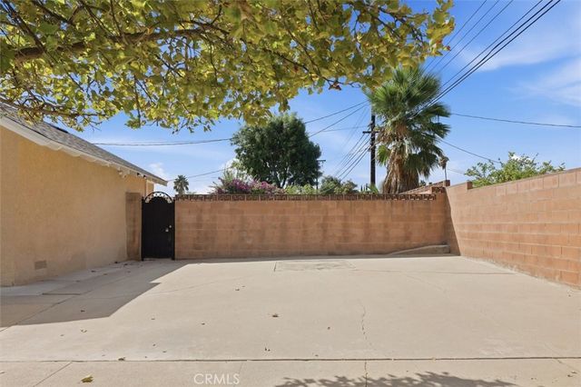 6683 Gross Avenue, West Hills, CA 91307