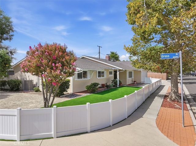 6683 Gross Avenue, West Hills, CA 91307