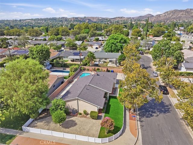 6683 Gross Avenue, West Hills, CA 91307