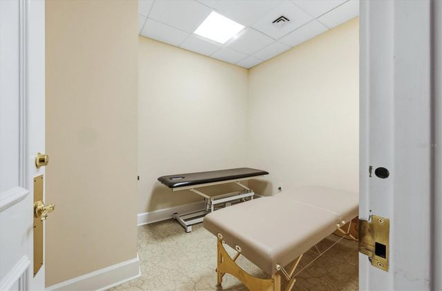 750 N TAMIAMI TRAIL 517, Sarasota, FL 34236
