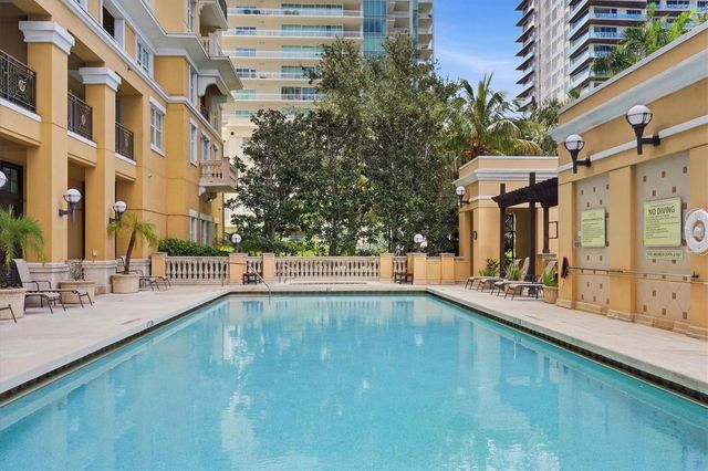 750 N TAMIAMI TRAIL 517, Sarasota, FL 34236