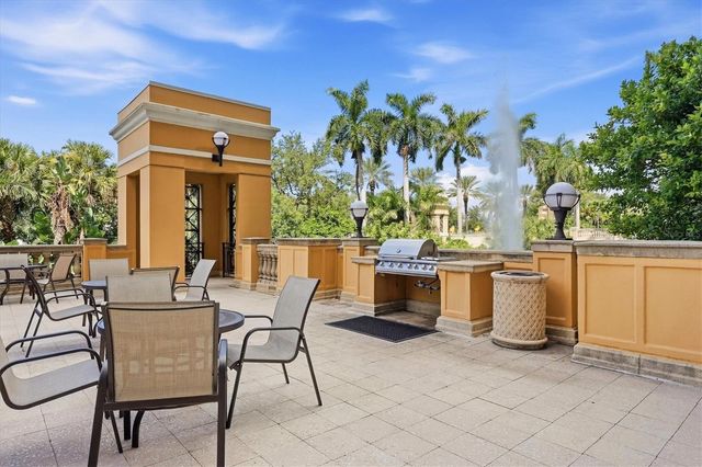 750 N TAMIAMI TRAIL 517, Sarasota, FL 34236
