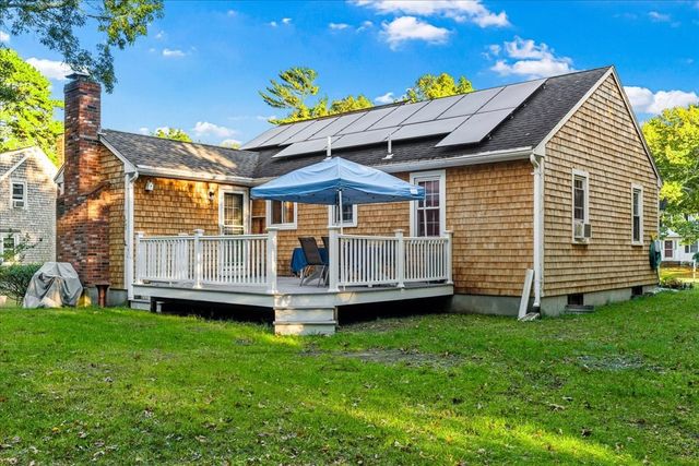 37 Donna Dr, Plymouth, MA 02360