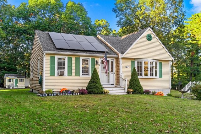 37 Donna Dr, Plymouth, MA 02360
