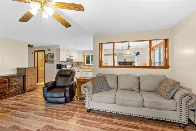 37 Donna Dr, Plymouth, MA 02360
