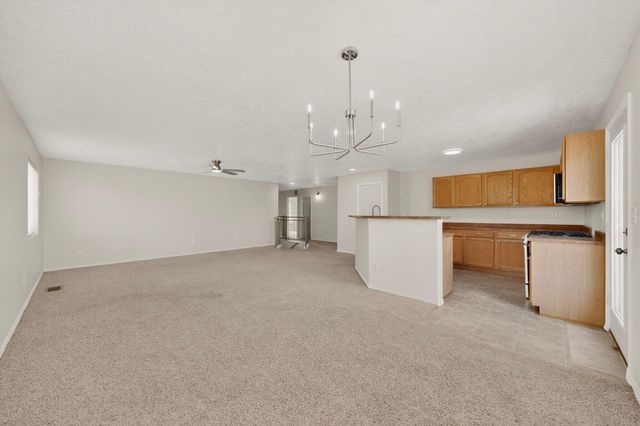 235 Cloud View Avenue SW, Los Lunas, NM 87031