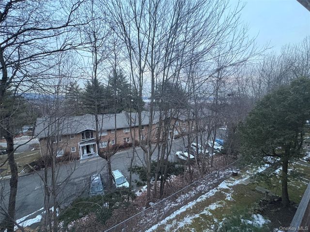 100 Dowd Street C5, Haverstraw, NY 10927