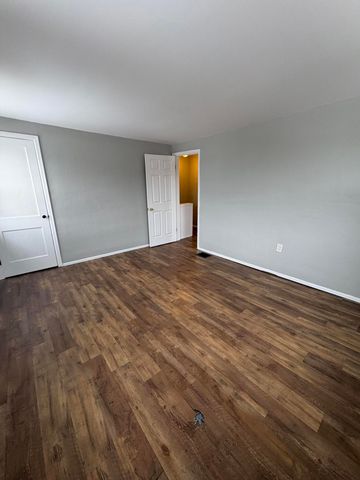 913 Mitchell Boulevard 913 Mitchell Boulevard, Springfield, OH 45503