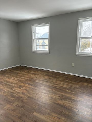 913 Mitchell Boulevard 913 Mitchell Boulevard, Springfield, OH 45503