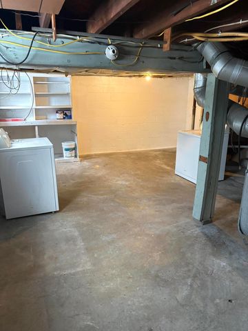 913 Mitchell Boulevard 913 Mitchell Boulevard, Springfield, OH 45503