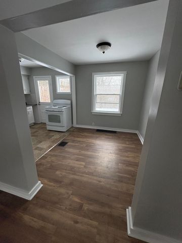 913 Mitchell Boulevard 913 Mitchell Boulevard, Springfield, OH 45503