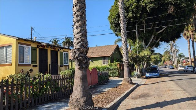 1526 E 9th Street, Long Beach, CA 90813